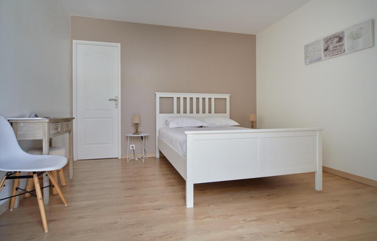Le Carre Saint Pierre - Chambres D'Hotes Marey-les-Fussey Екстер'єр фото