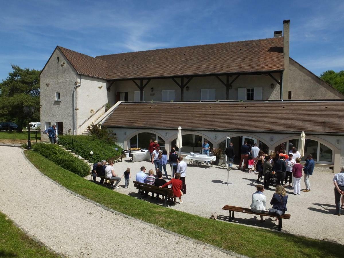 Le Carre Saint Pierre - Chambres D'Hotes Marey-les-Fussey Екстер'єр фото